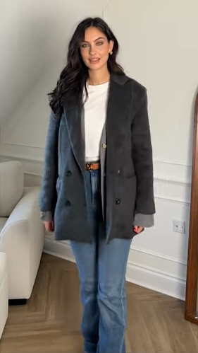 OVERSIZED DOUBLE-BREASTED WOOL COAT